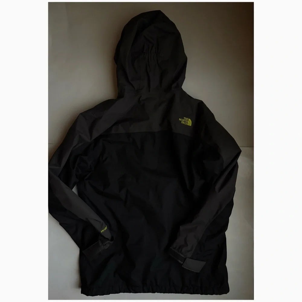 The North Face Boys Hyvent 2-in-1 Hooded Shell Jacket - Size Large (14/16) Used - Picture 13 of 13